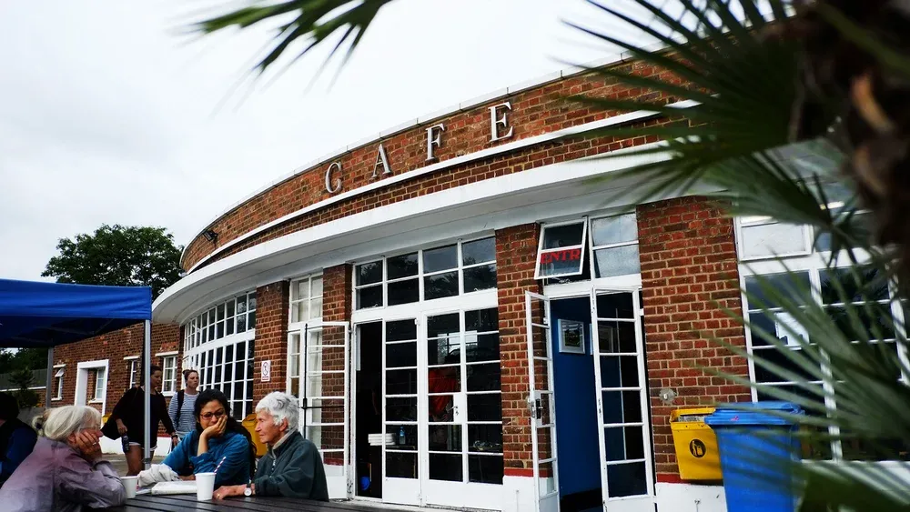 It's a bunfight: City of London Corporation hands over beloved community cafes to a chain