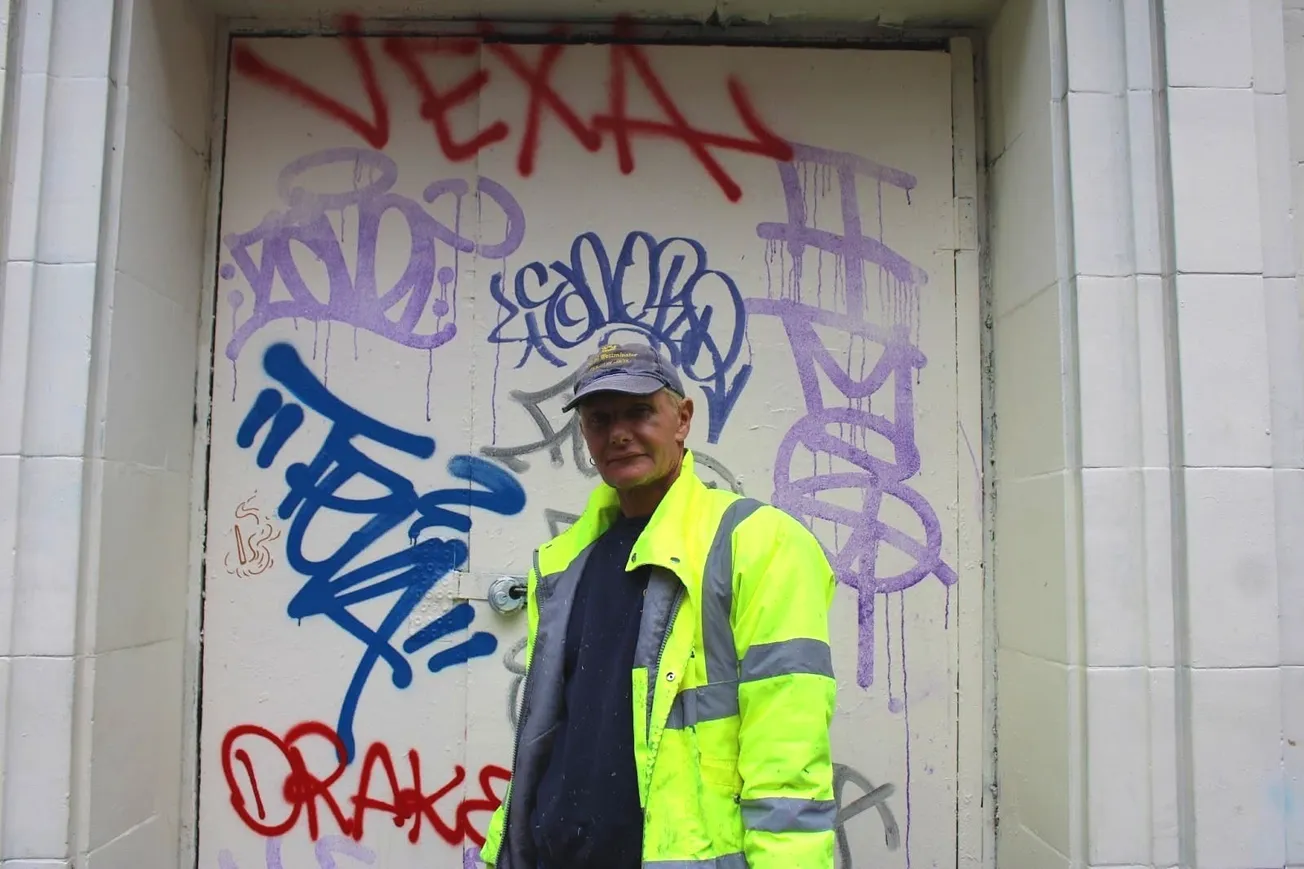 Steve Russell, graffiti defeater