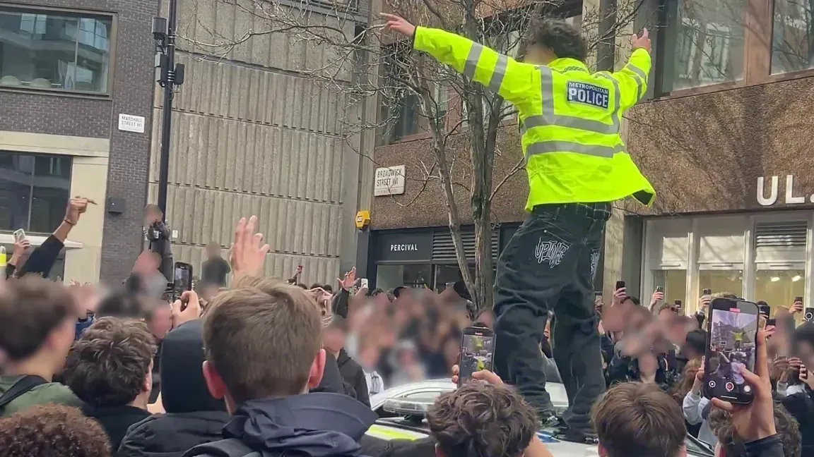 Are London's teens out of control?